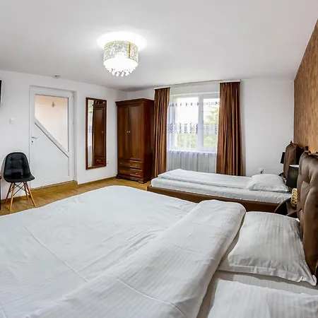 Pensión Valea Magurii Novaci-Străini